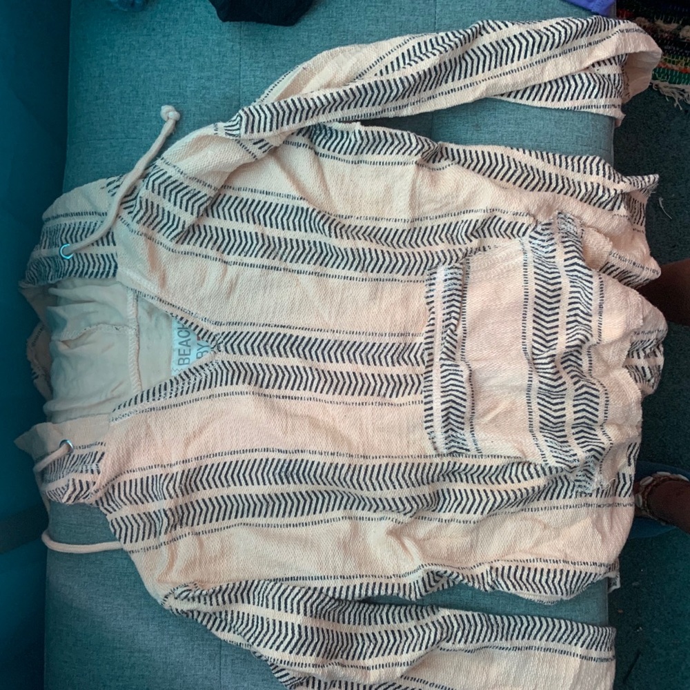 surfer pullover
